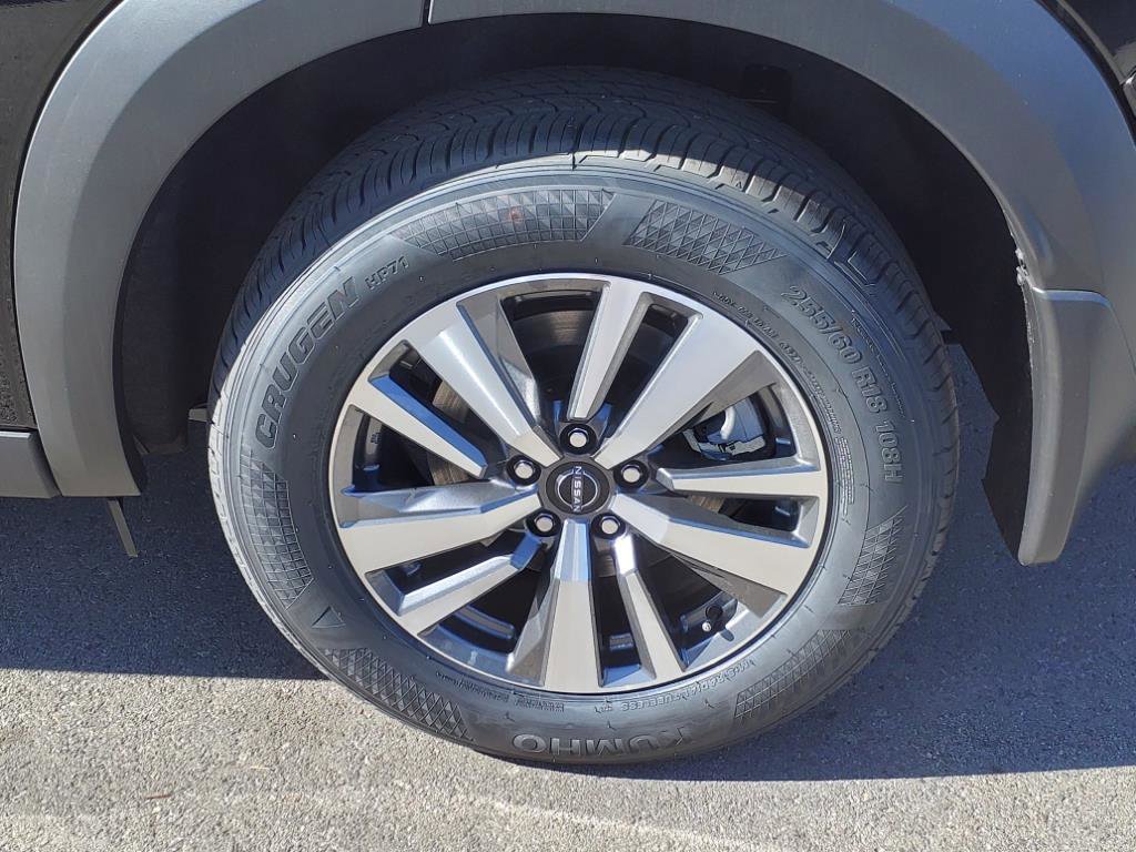 2025 Nissan Pathfinder SL photo 5