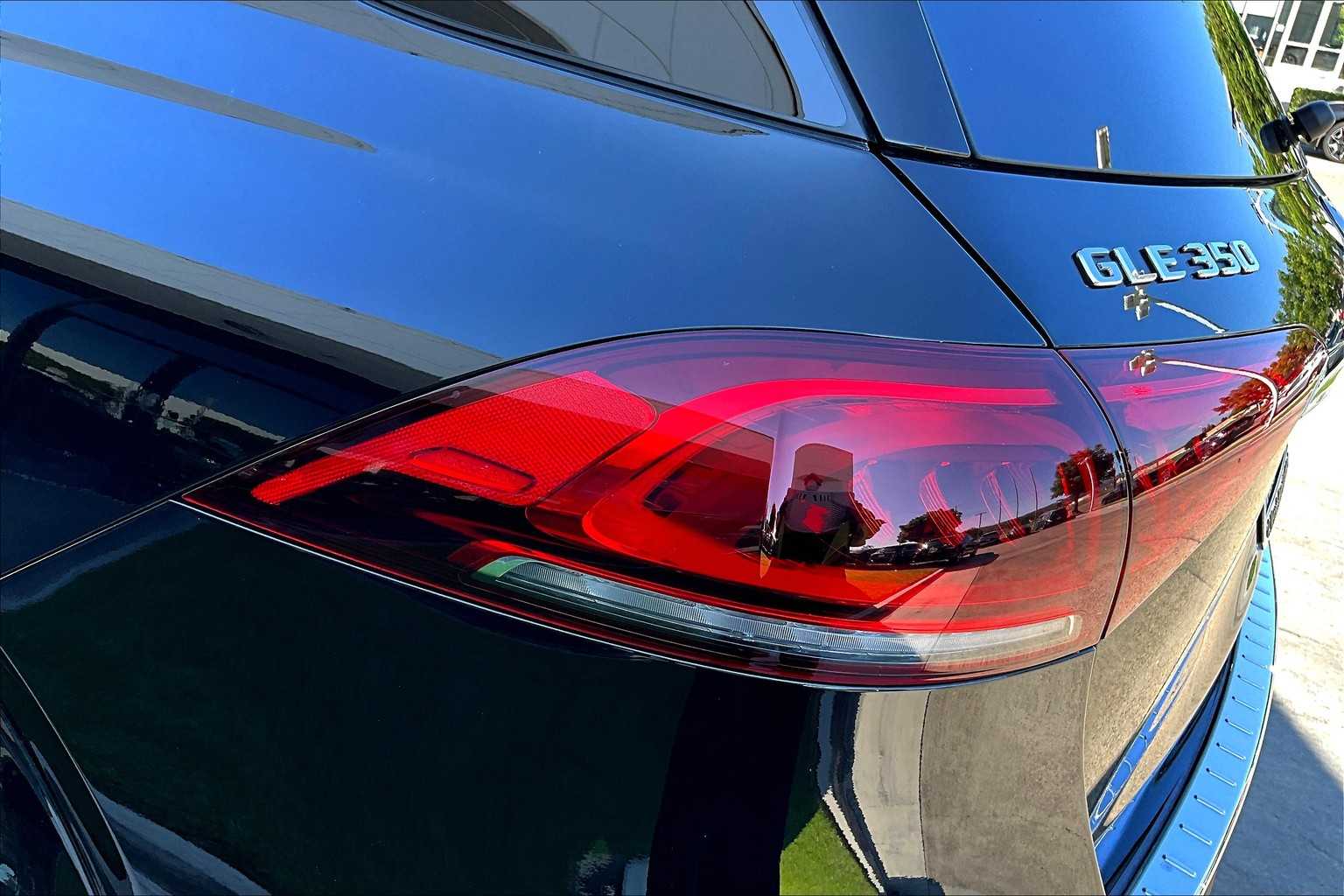 2023 Mercedes Benz GLE 350 photo 28