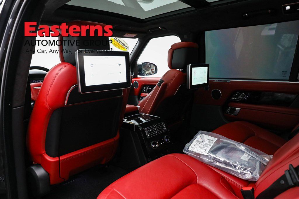 2022 Land Rover Range Rover Autobiography photo 22