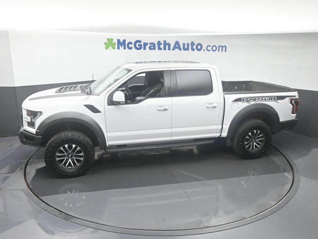 2020 Ford F-150 Raptor photo 17