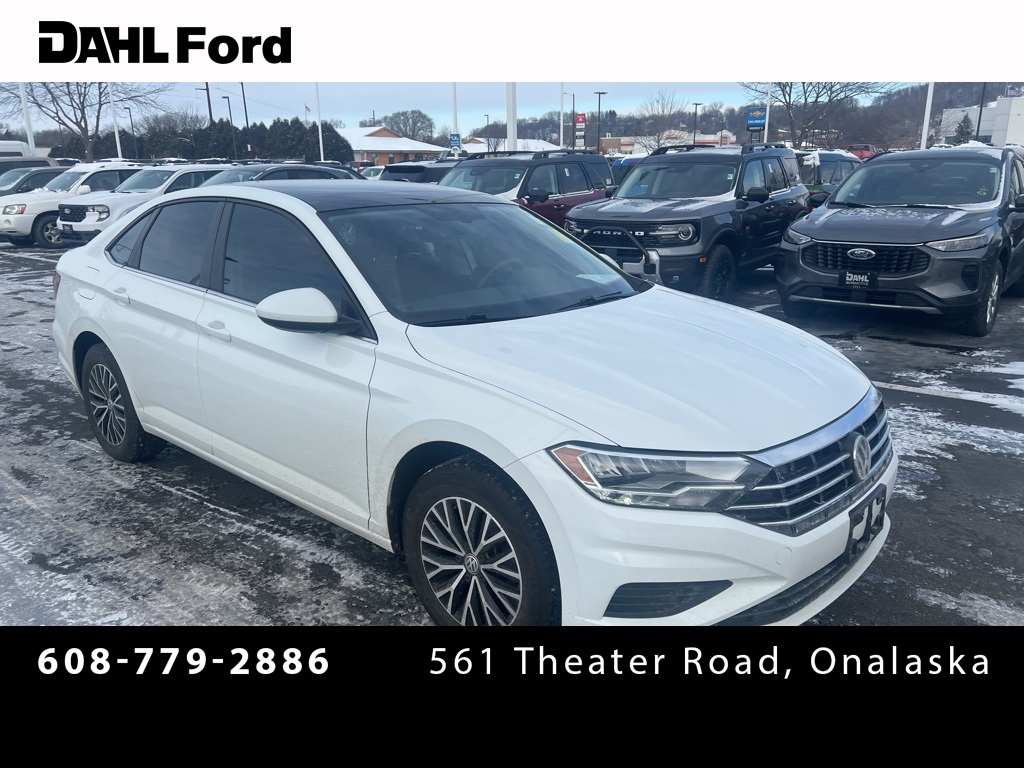 2020 Volkswagen Jetta SE's photo