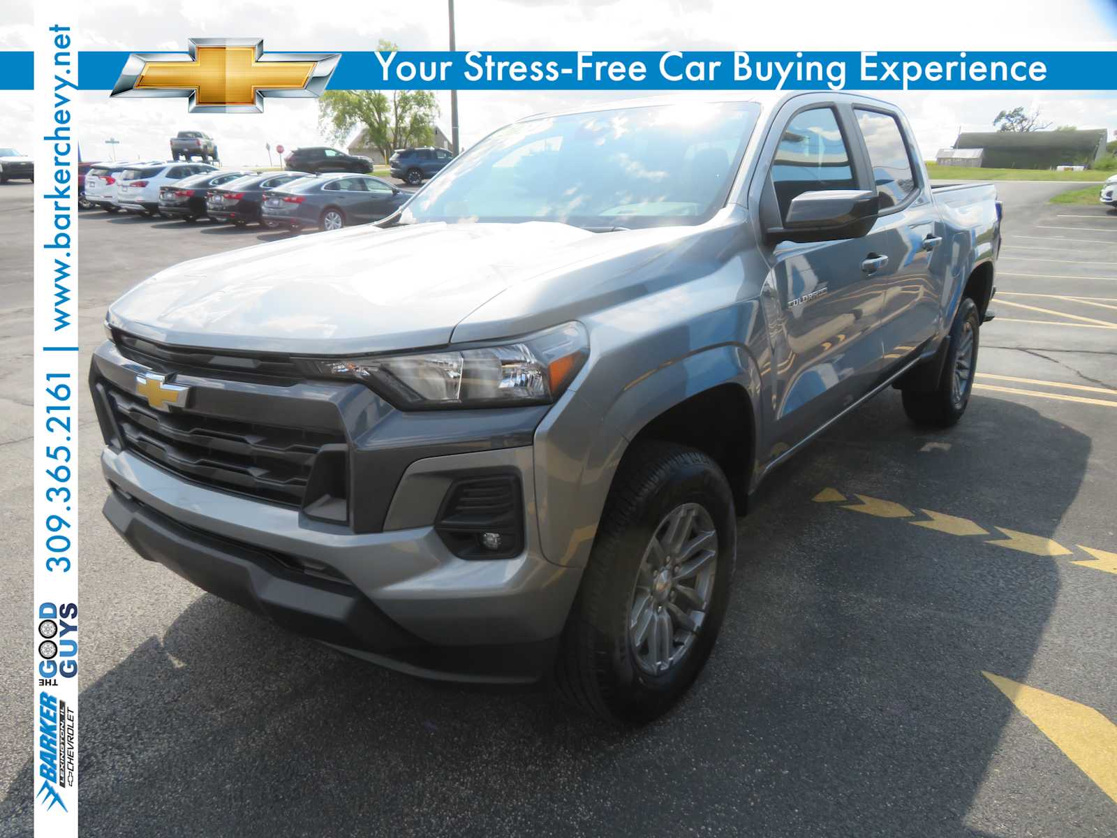 2024 Chevrolet Colorado LT photo 3