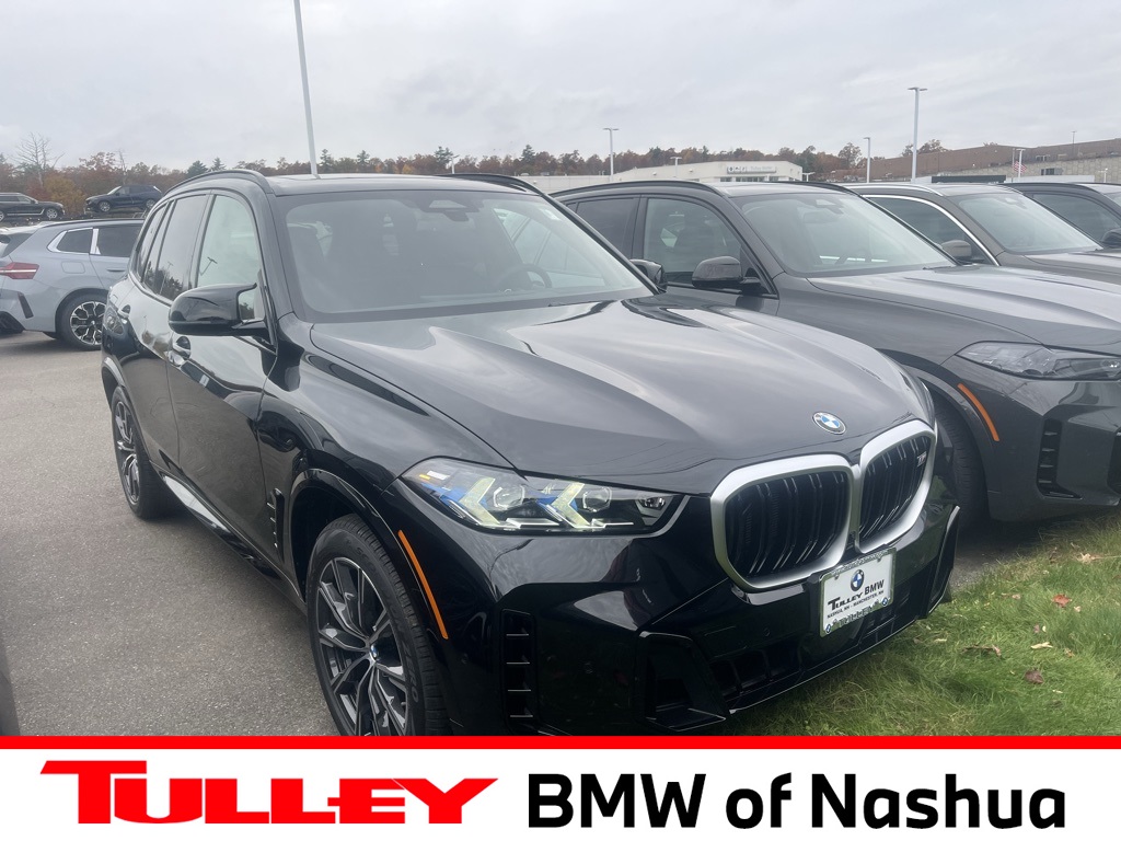 2026 BMW X5 M60i's photo