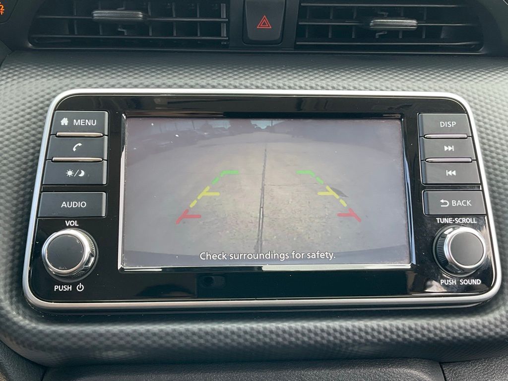 2021 Nissan Kicks S photo 21