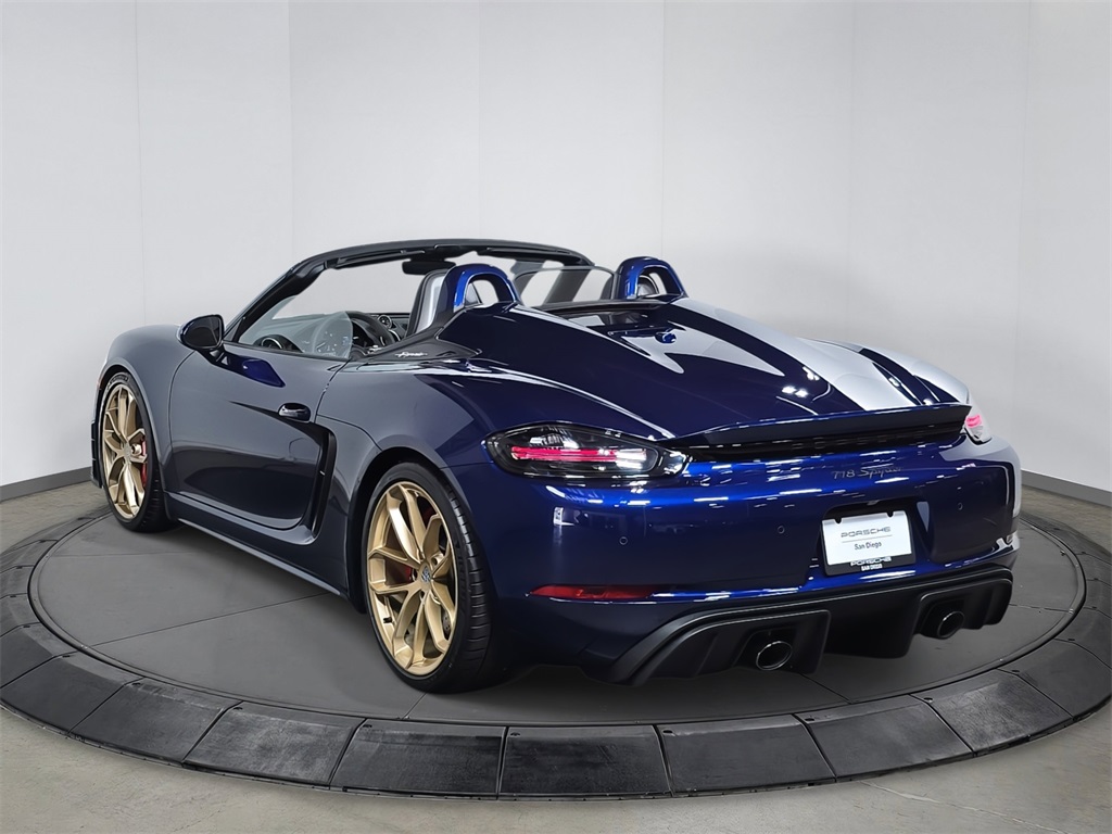 2023 Porsche Boxster Spyder photo 9