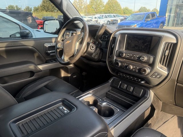 2019 Chevrolet Silverado LTZ photo 4
