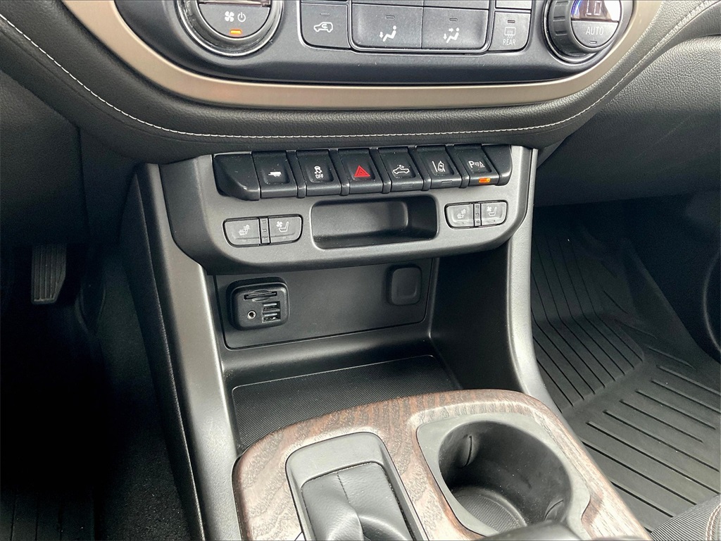 2021 Gmc Canyon Denali photo 23