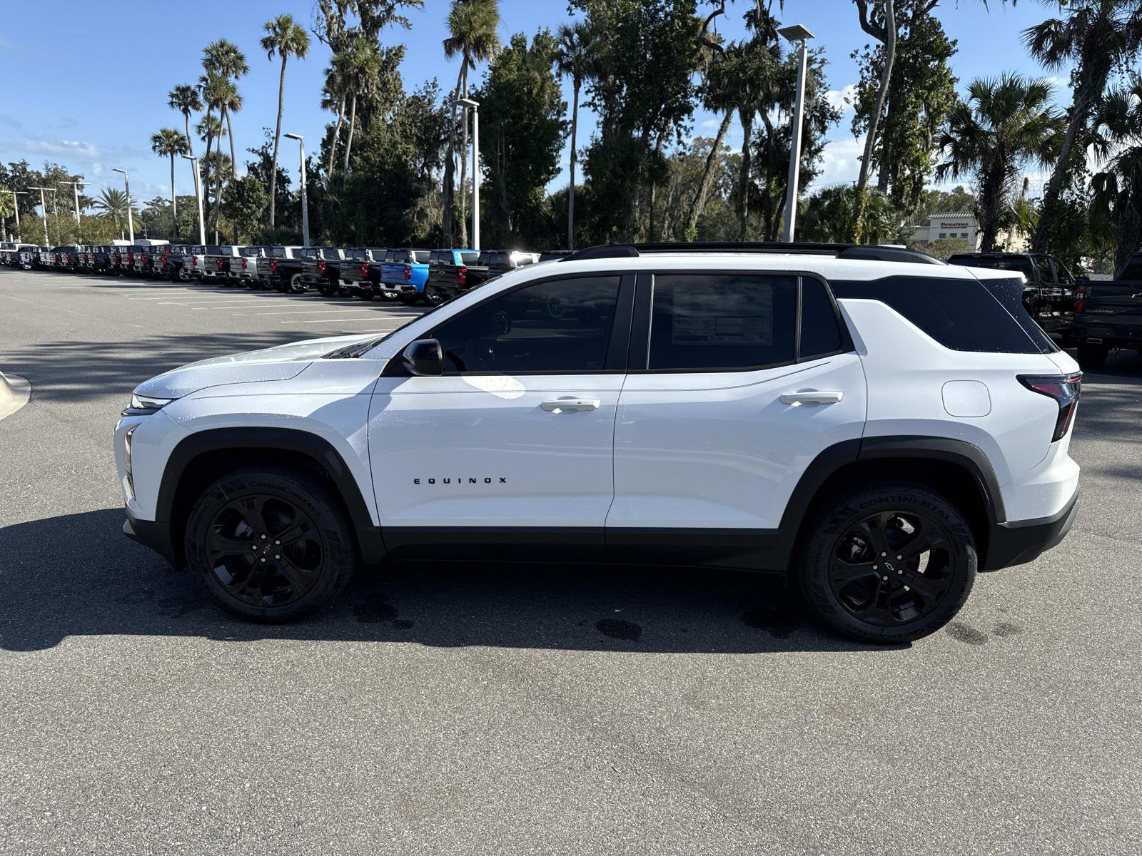 2026 Chevrolet Equinox LT photo 2