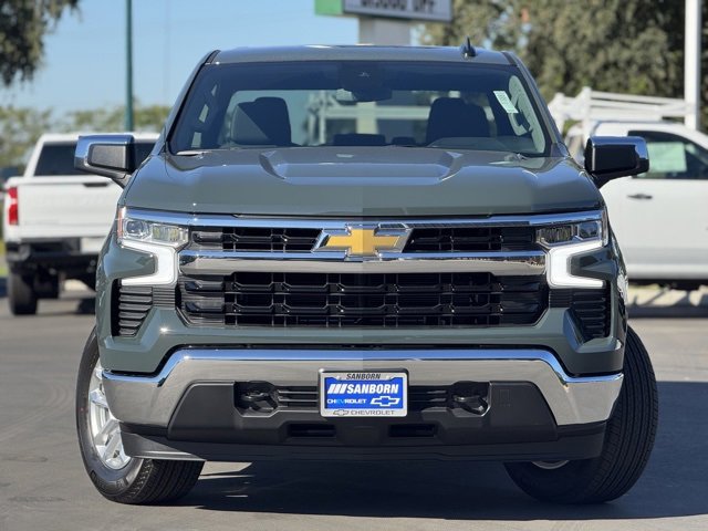 2026 Chevrolet Silverado 1500 LT photo 2