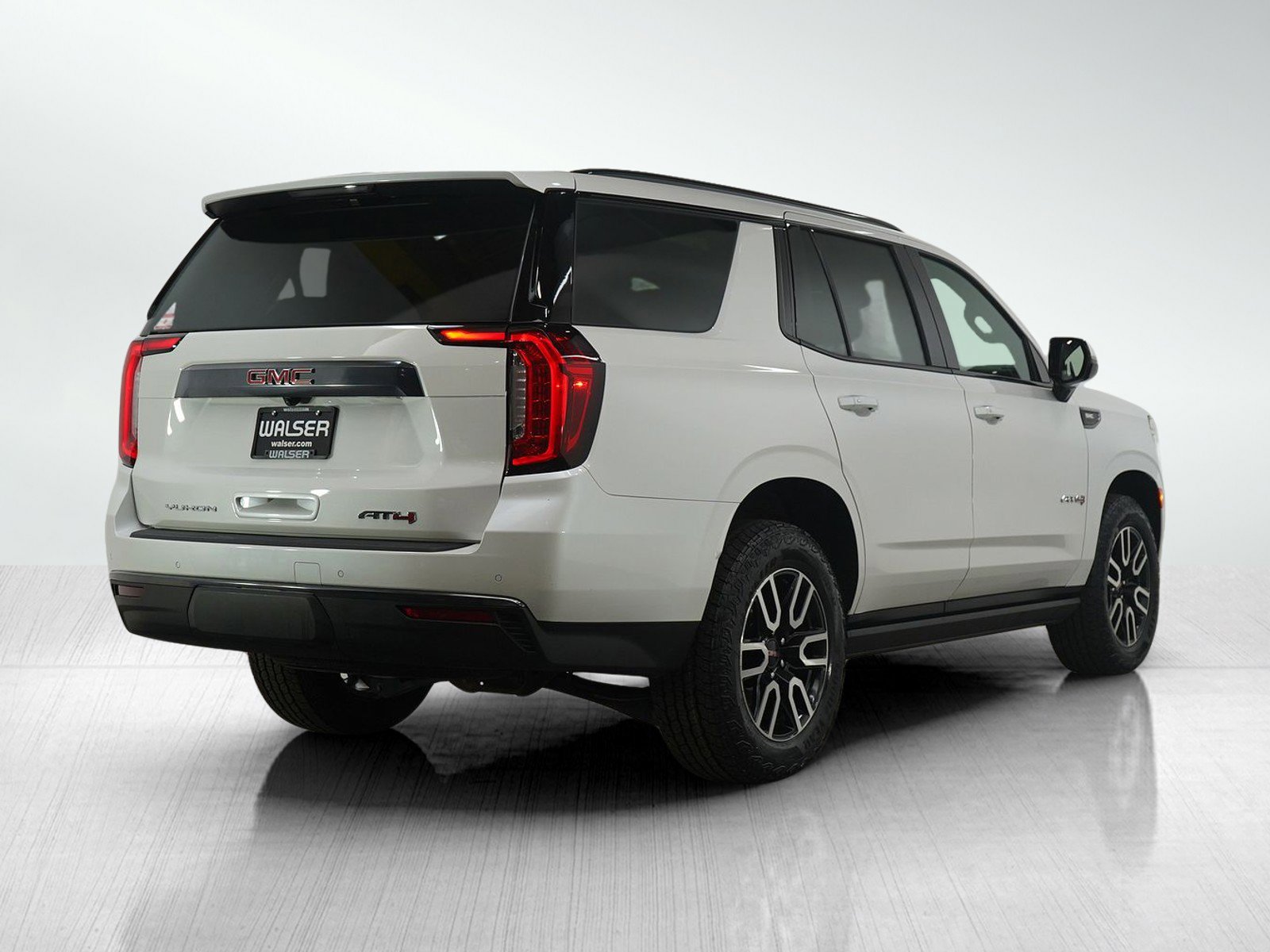 2023 Gmc Yukon AT4 photo 3