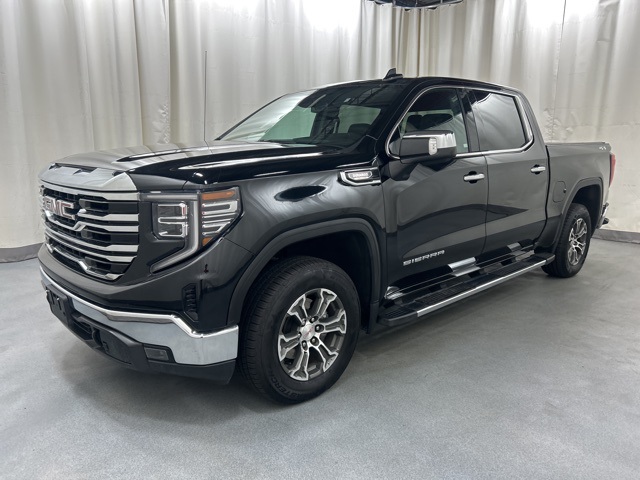 2022 Gmc Sierra 1500 SLT photo 2