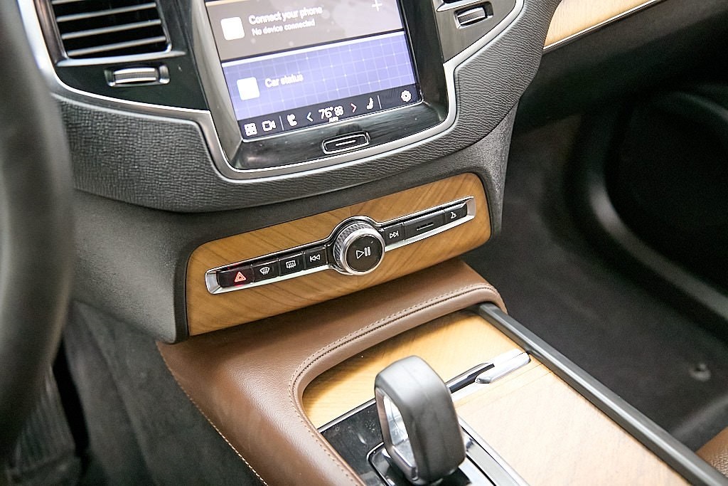 2024 VOLVO XC90 - Image 16