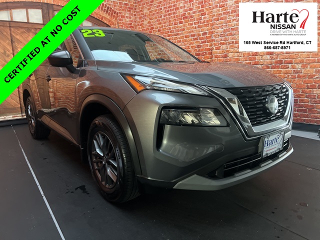 2023 Nissan Rogue S's photo