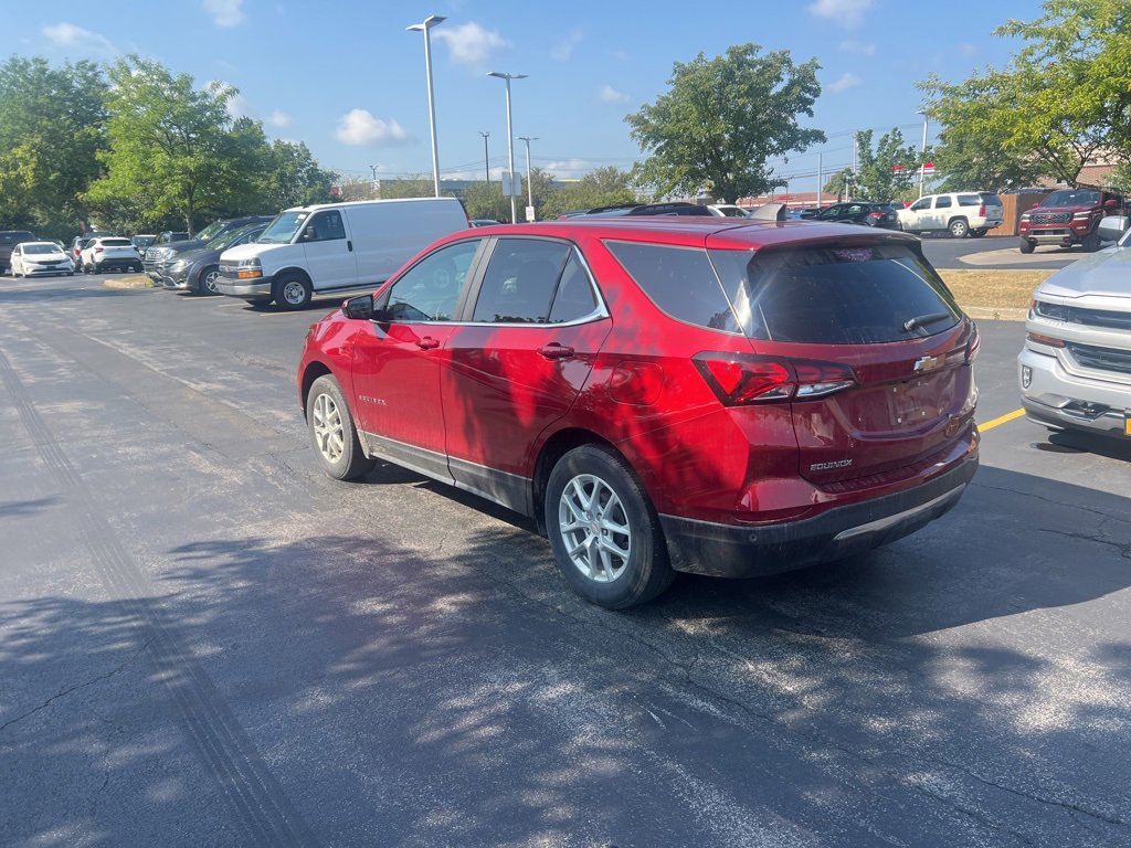 2023 Chevrolet Equinox LT photo 3
