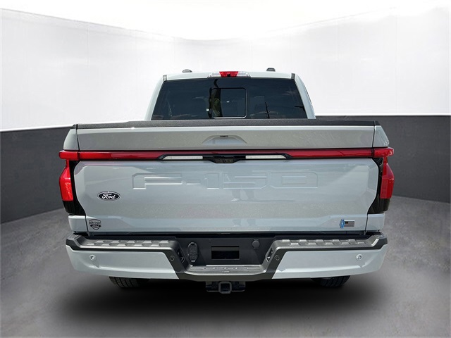2024 Ford F-150 Lightning Lariat photo 4