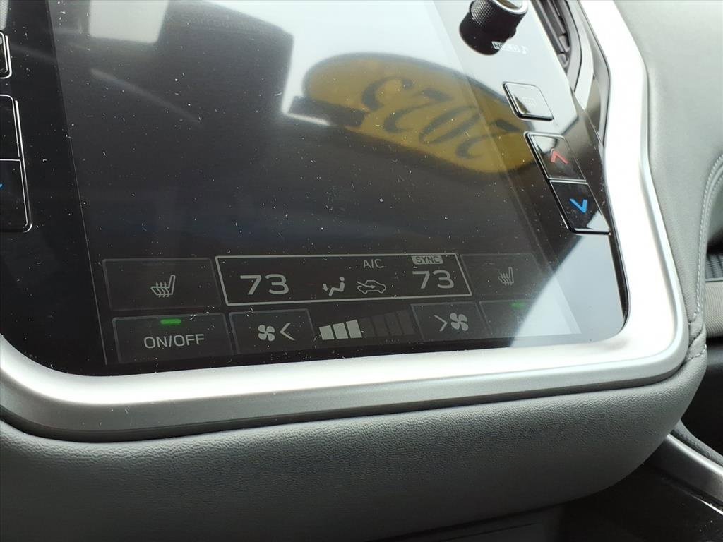 2025 SUBARU LEGACY - Image 11