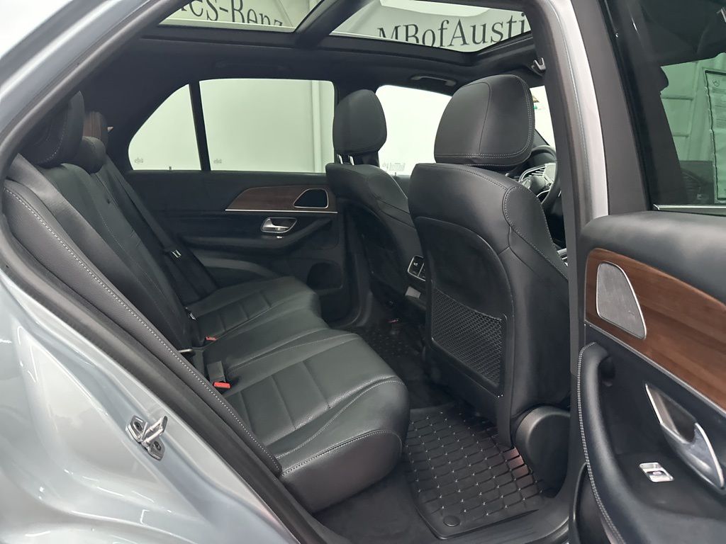 2025 Mercedes Benz GLE 350 4MATIC photo 17