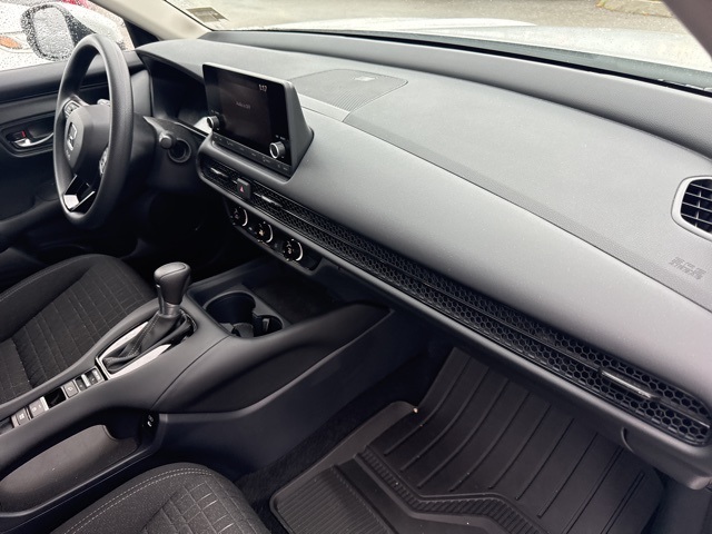 2025 Honda HR-V LX photo 7