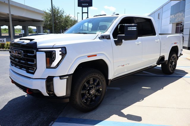 2026 Gmc Sierra 2500 HD AT4 photo 3