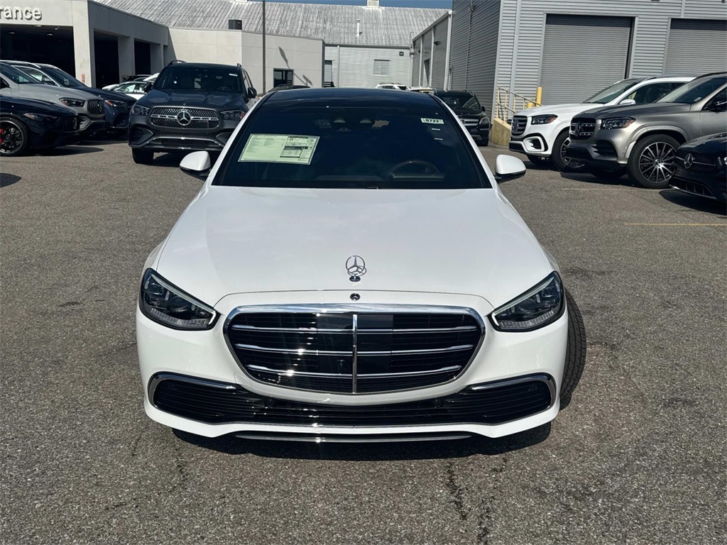 2026 Mercedes Benz S 580 4MATIC photo 2