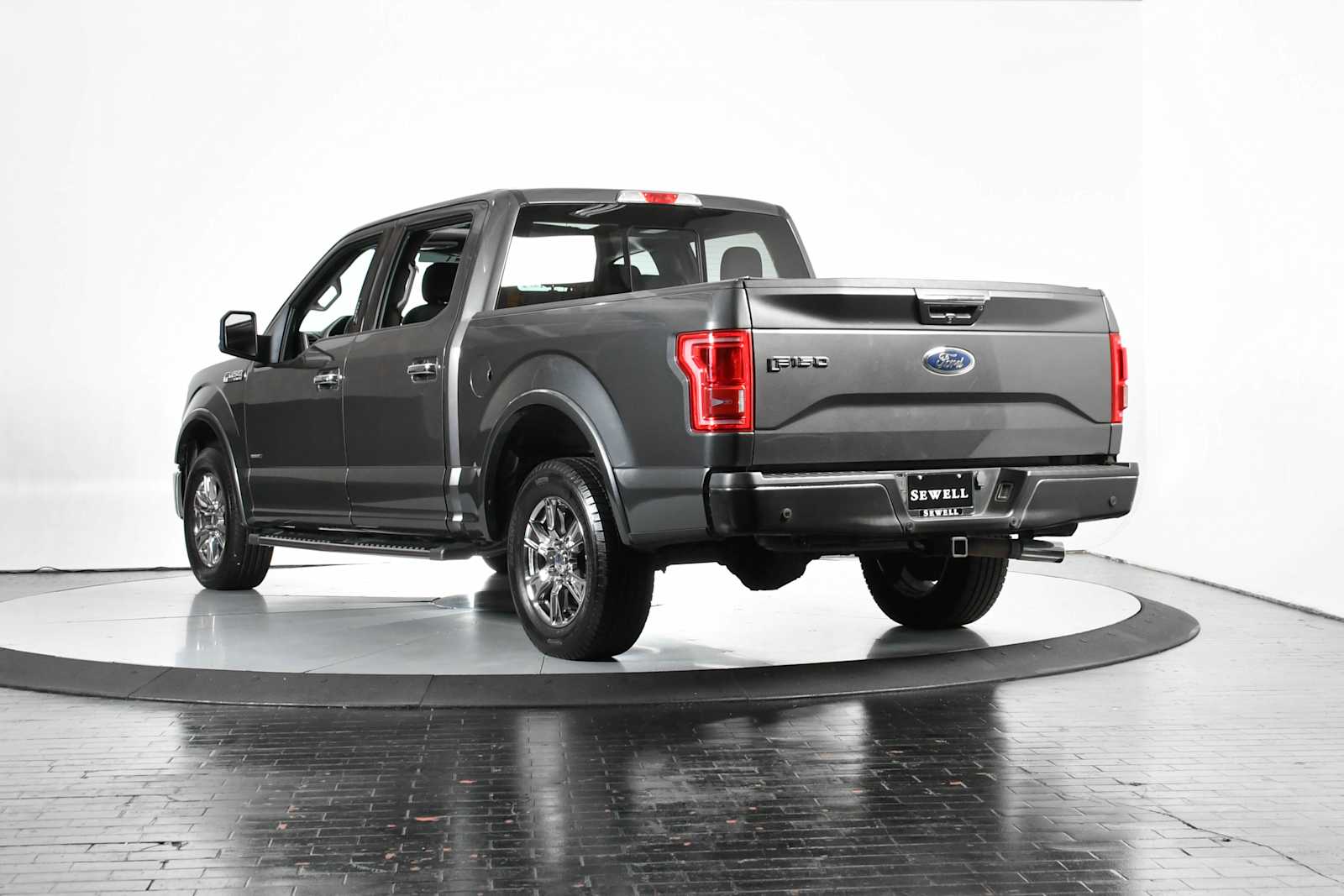 2015 Ford F-150 Lariat photo 3