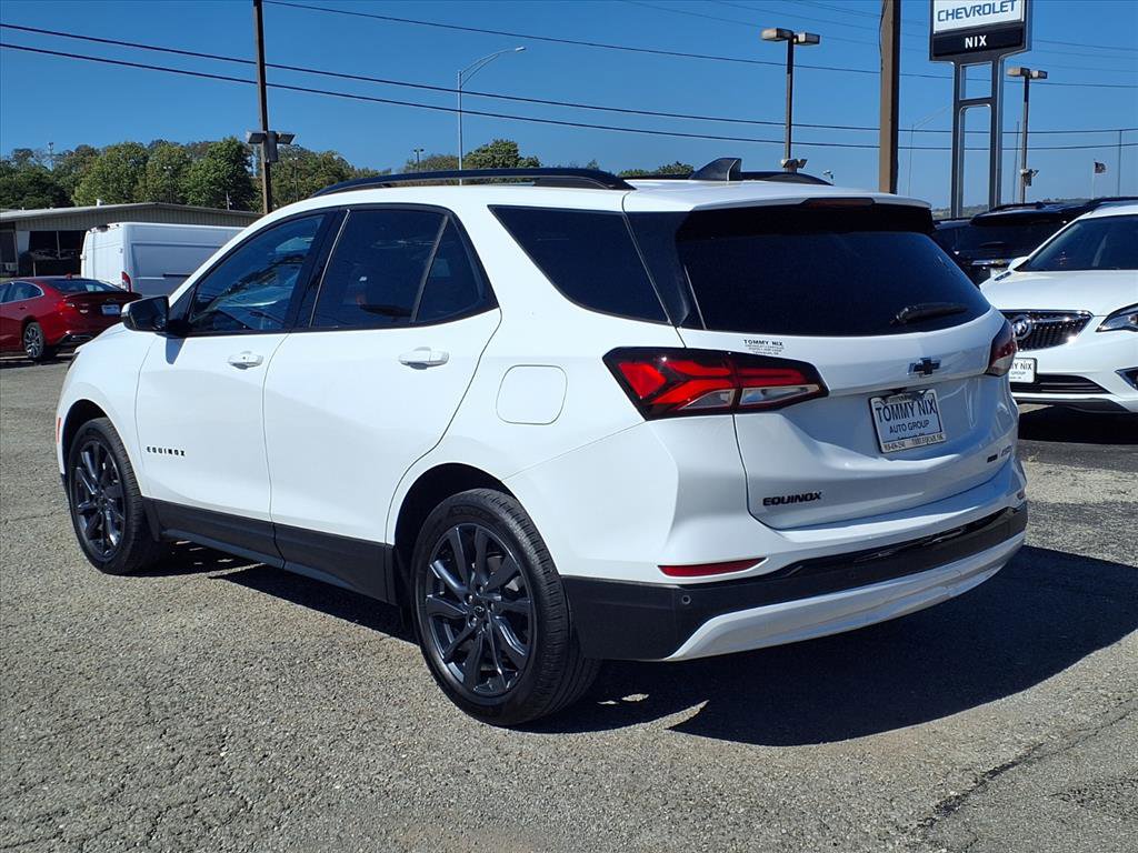 2024 Chevrolet Equinox RS photo 2
