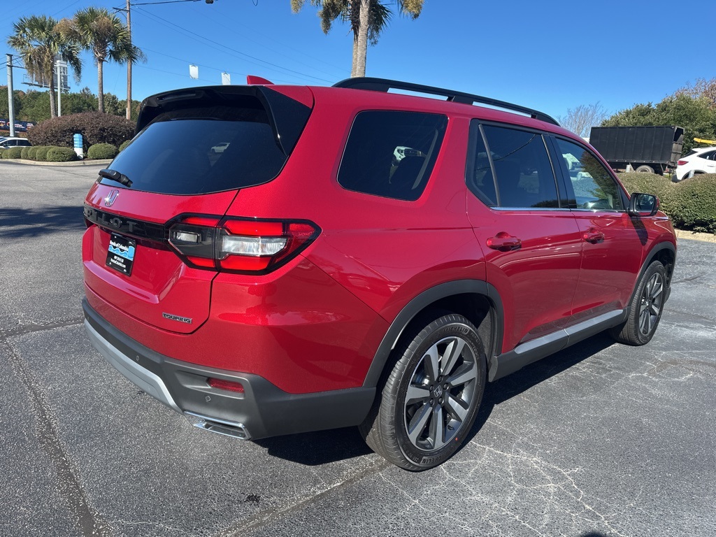2025 Honda Pilot Touring photo 2