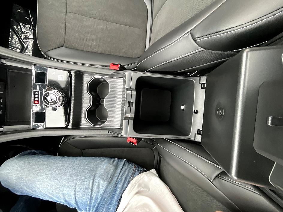 2025 Jeep Grand Cherokee Laredo Altitude photo 29