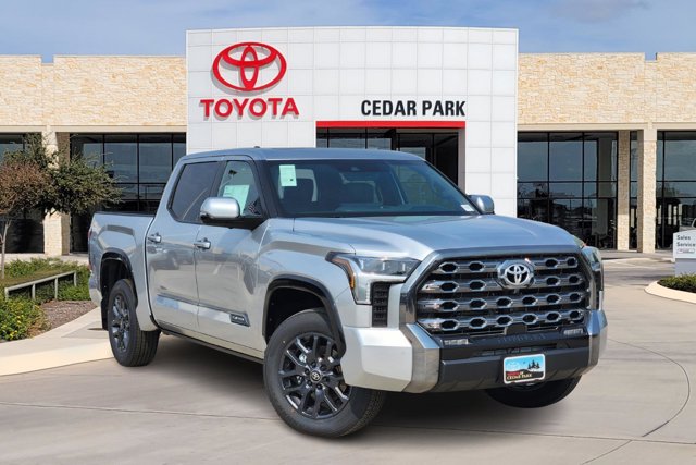 2025 Toyota Tundra Platinum CrewMax photo 8