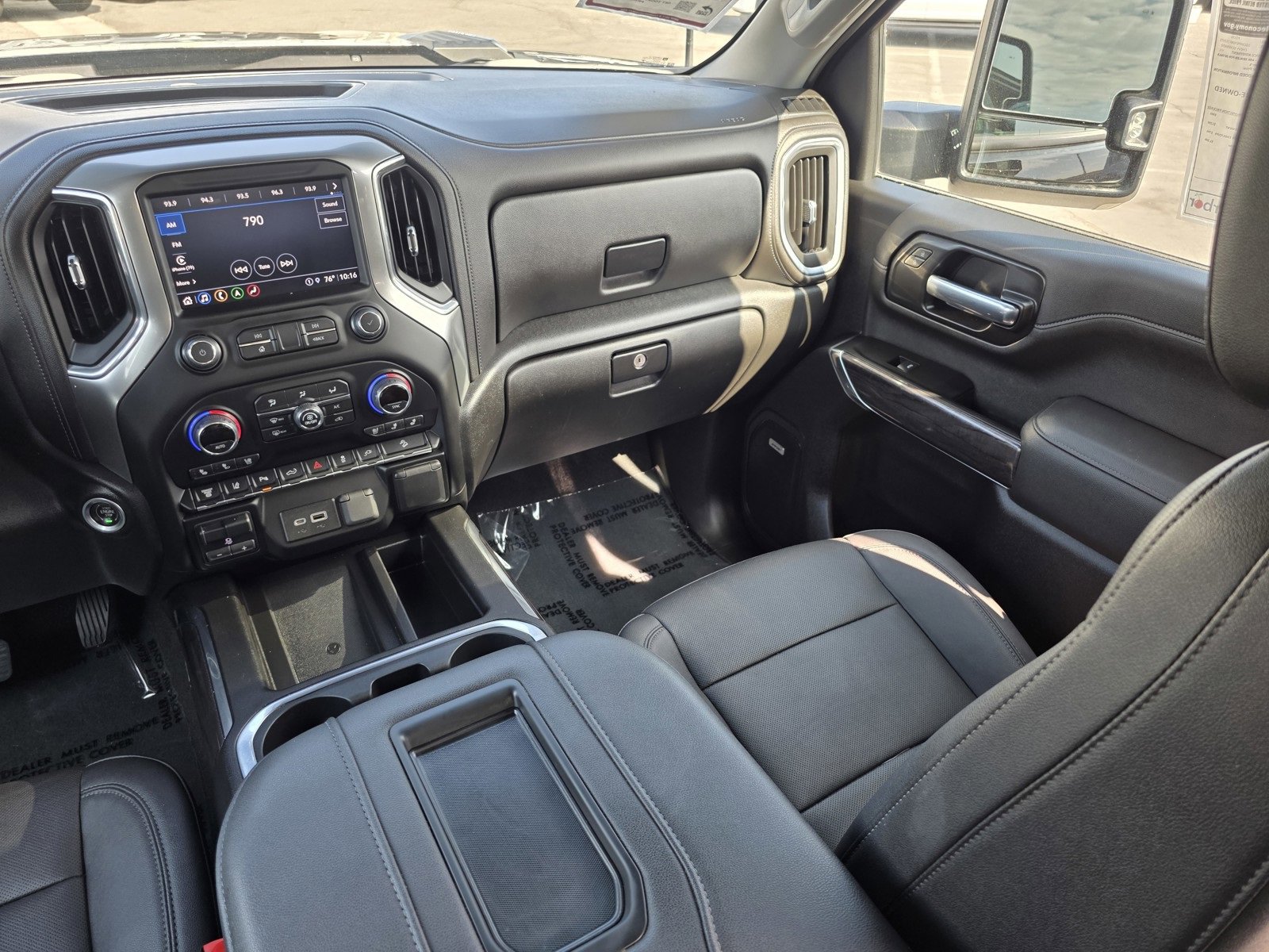 2022 Chevrolet Silverado 2500HD LTZ photo 24