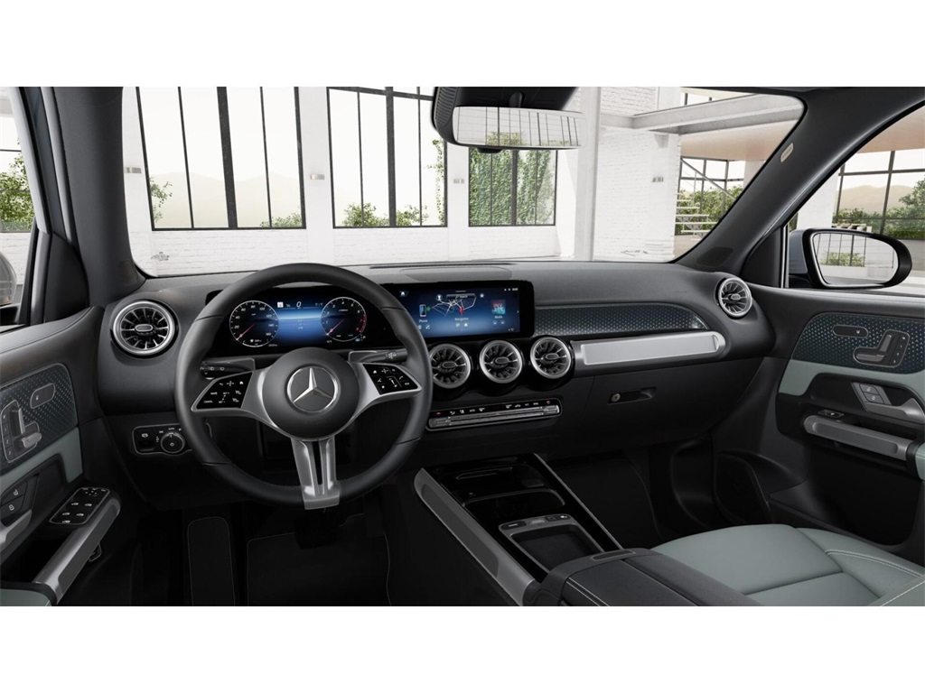 2026 Mercedes Benz GLB 250 4MATIC photo 3