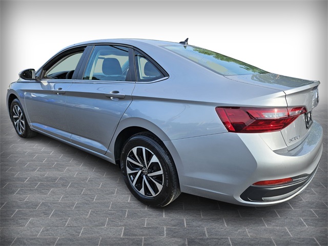 2024 Volkswagen Jetta 1.5T S photo 2