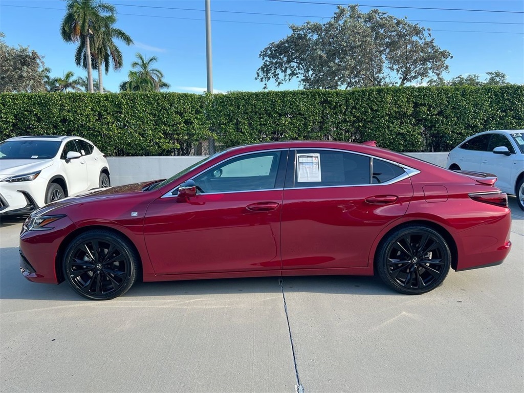2023 Lexus ES 350 F SPORT photo 4