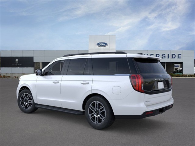 2025 Ford Expedition photo 4