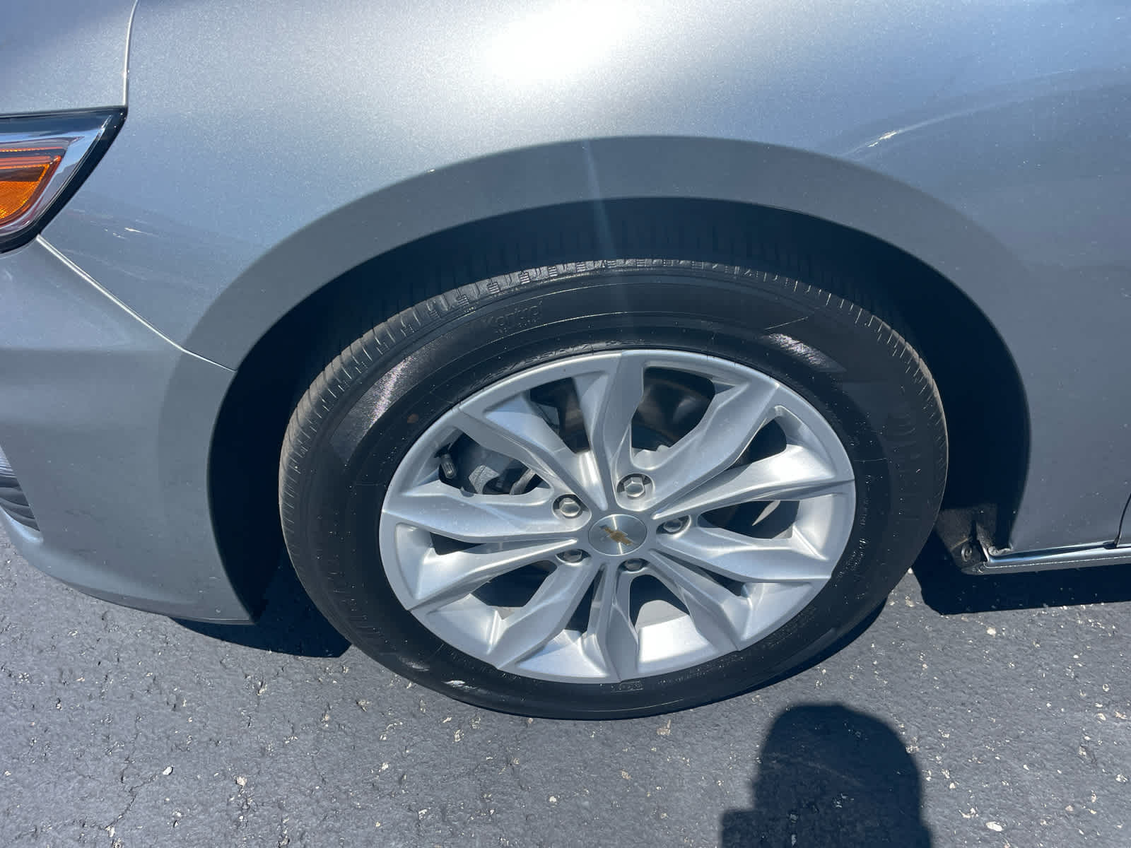 2024 Chevrolet Malibu 1LT photo 4