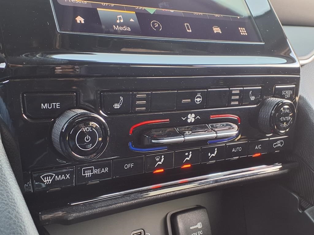2025 Jeep Grand Cherokee Altitude X photo 18