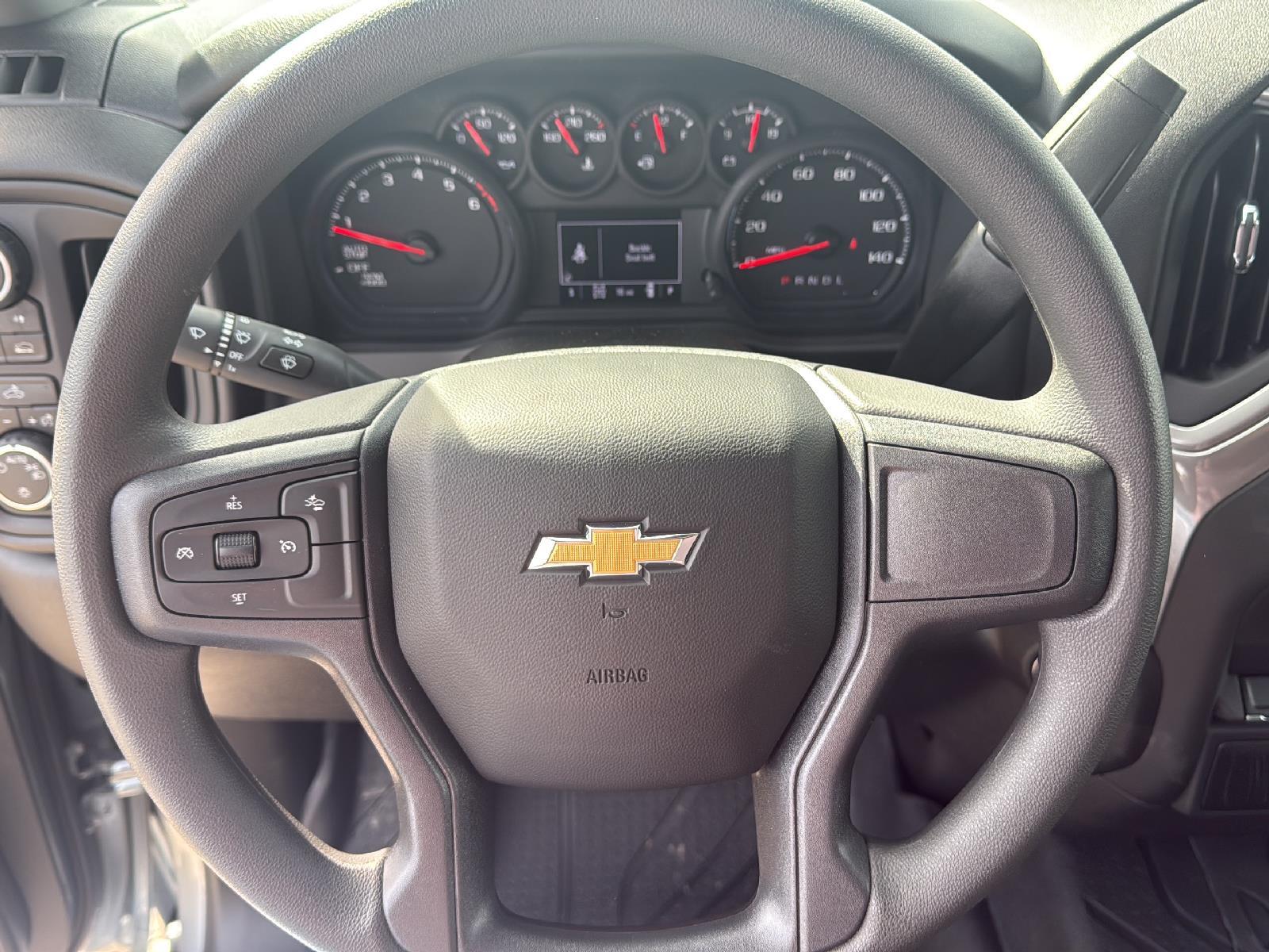 2025 Chevrolet Silverado 1500 Custom photo 17