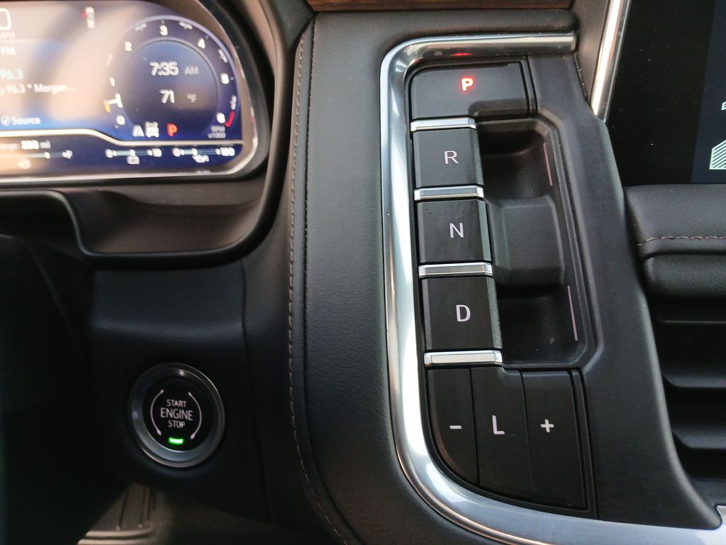 2024 Chevrolet Tahoe High Country photo 16
