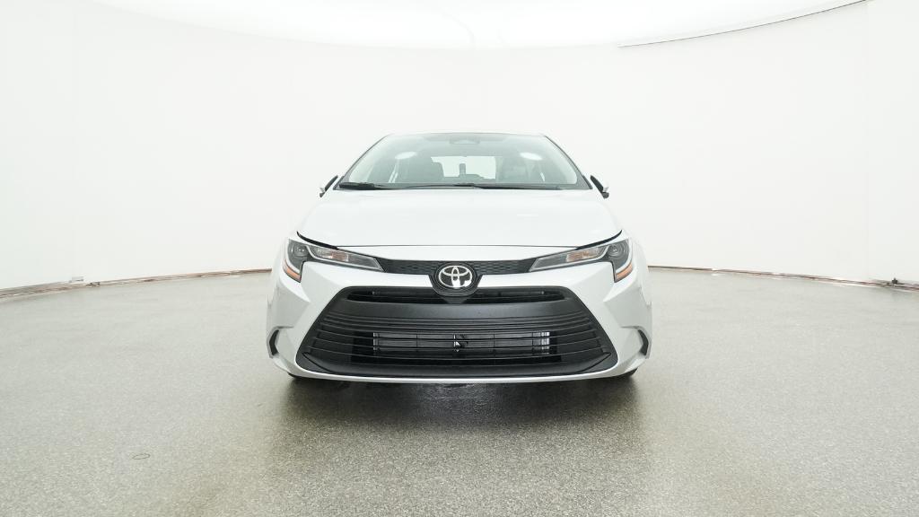 2026 Toyota Corolla LE photo 2