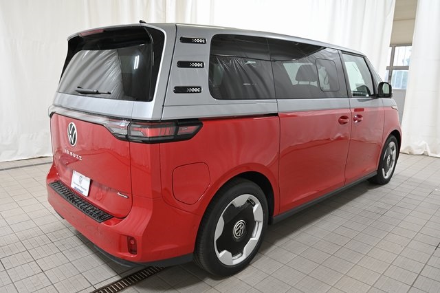2025 Volkswagen ID. Buzz Pro Plus photo 13