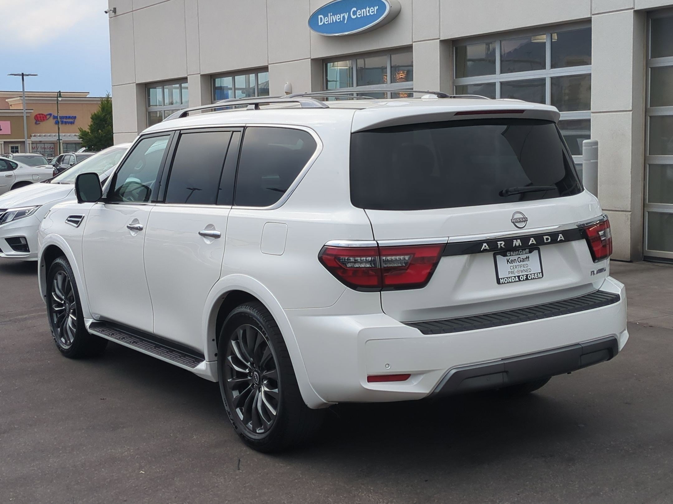 2023 Nissan Armada Platinum photo 5