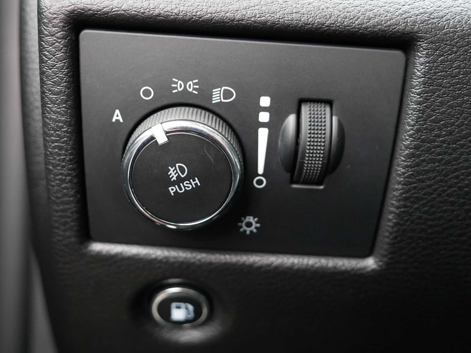 2021 Jeep Grand Cherokee Limited photo 23