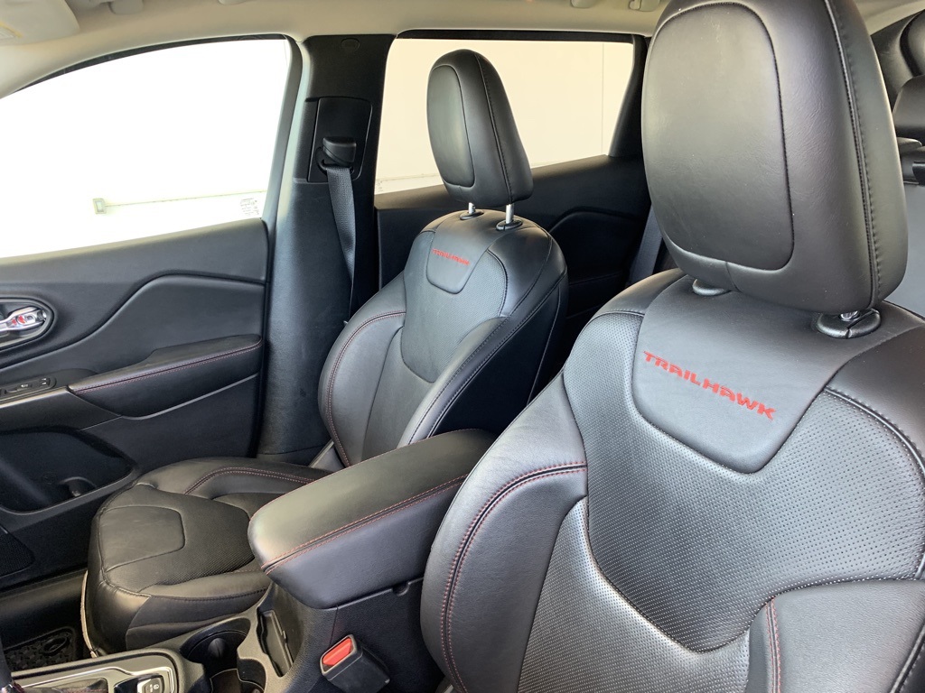 2020 Jeep Cherokee Trailhawk photo 11