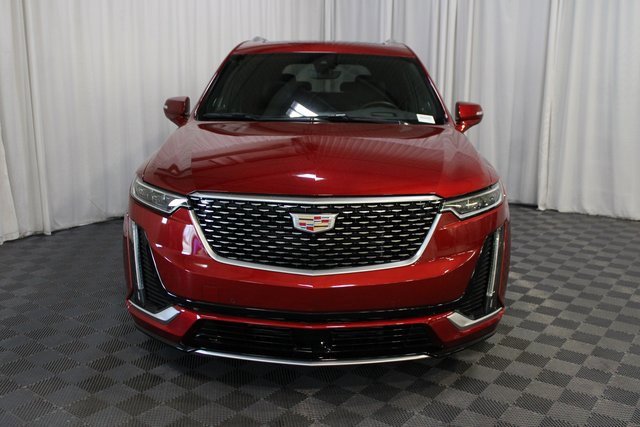 2024 Cadillac XT6 Premium Luxury photo 2