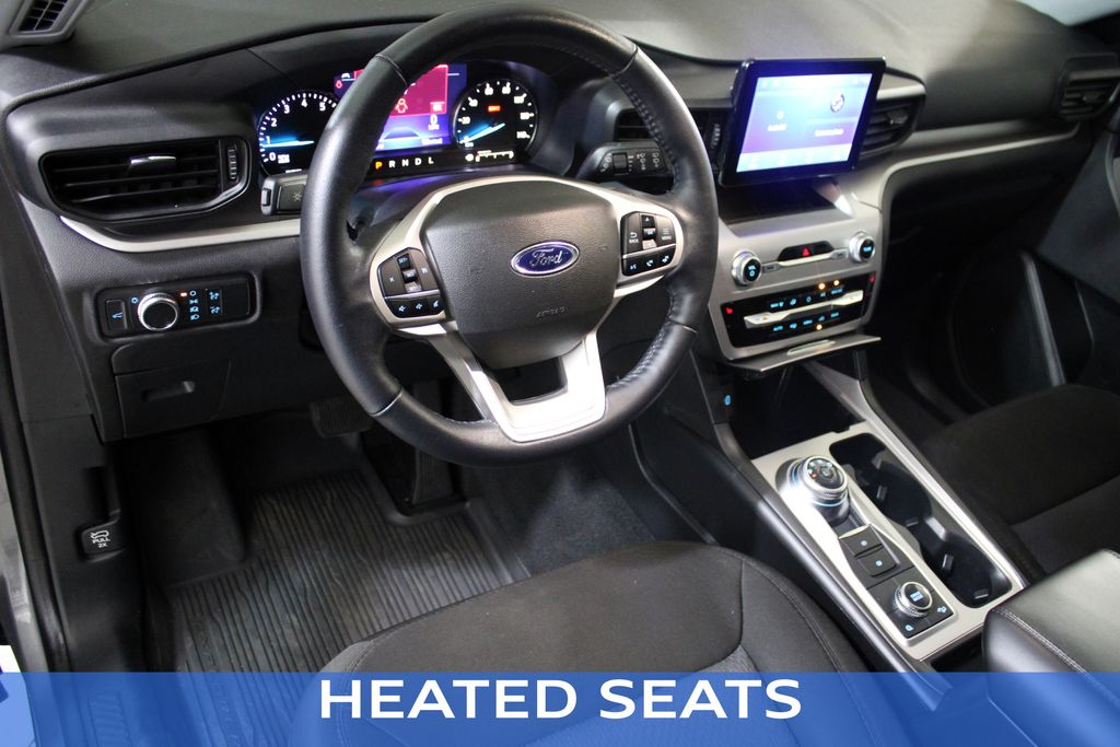 2022 Ford Explorer XLT photo 12