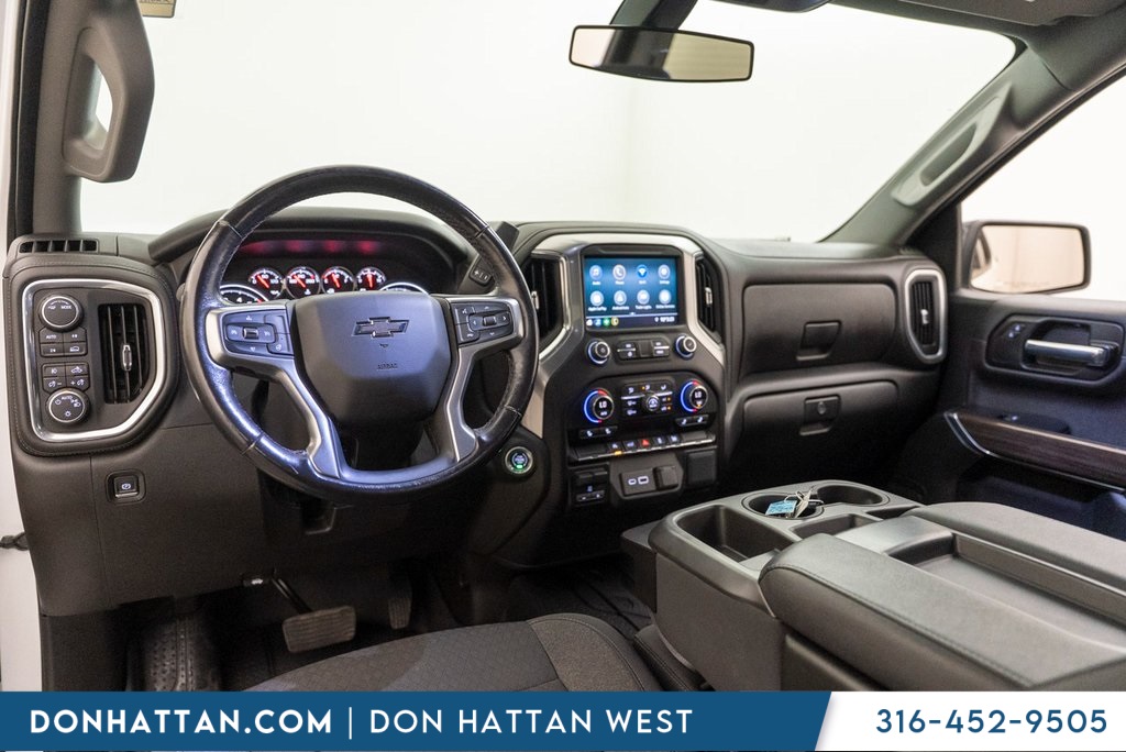 2021 Chevrolet Silverado 1500 RST photo 4