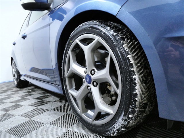 Certified 2018 Ford Focus ST with VIN 1FADP3L99JL309528 for sale in Apple Valley, Minnesota