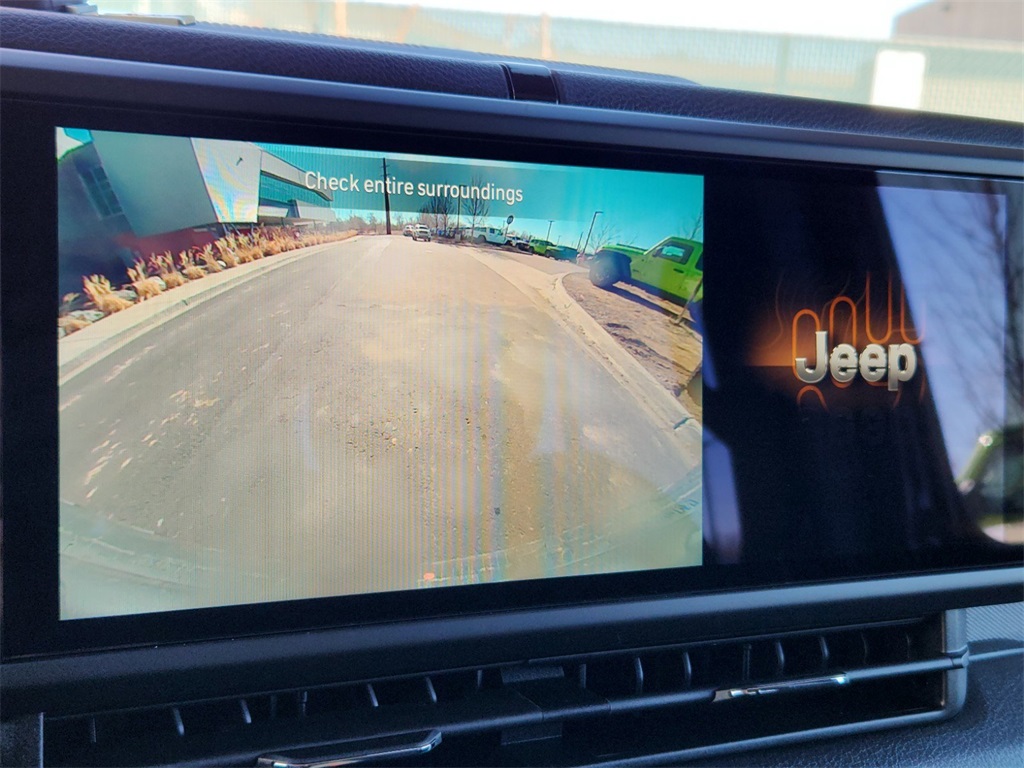 2025 Jeep Wrangler Sport S photo 17