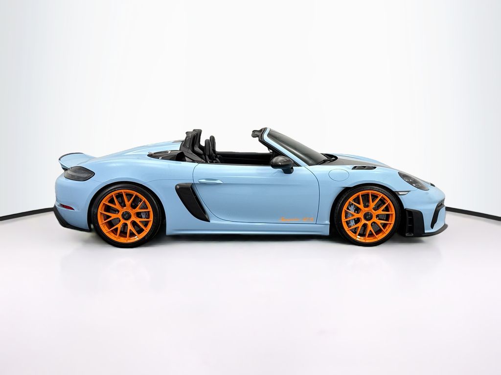 2024 Porsche Boxster Spyder photo 4