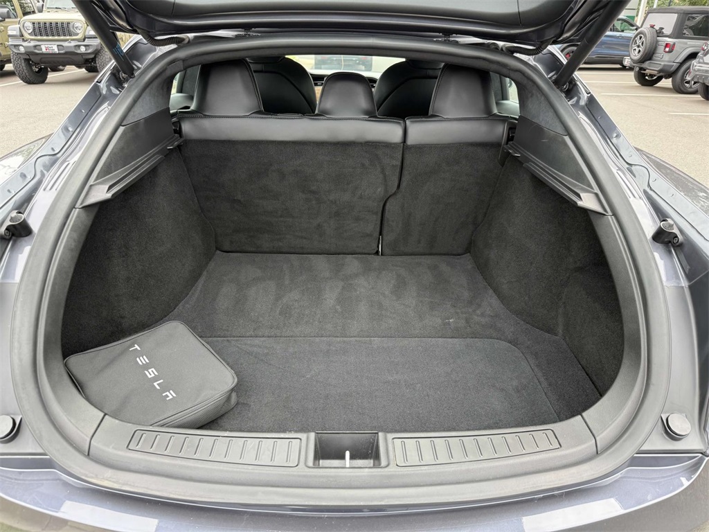 2021 Tesla Model S Long Range photo 34